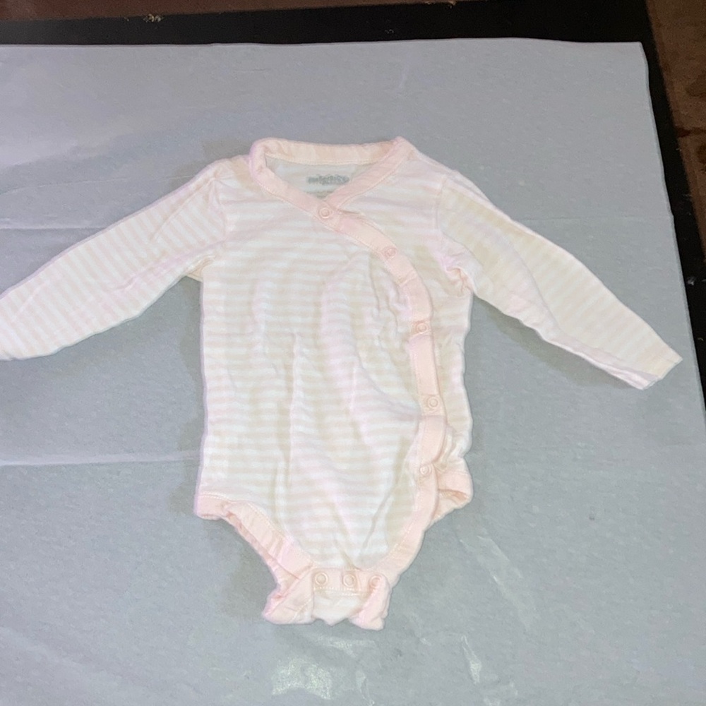 Mighty Goods Onesie 3 months
